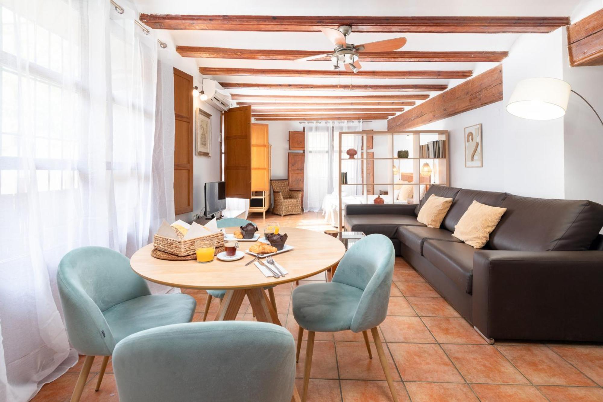Апартаменты Travel Habitat Plaza Del Pilar. Валенсия Экстерьер фото